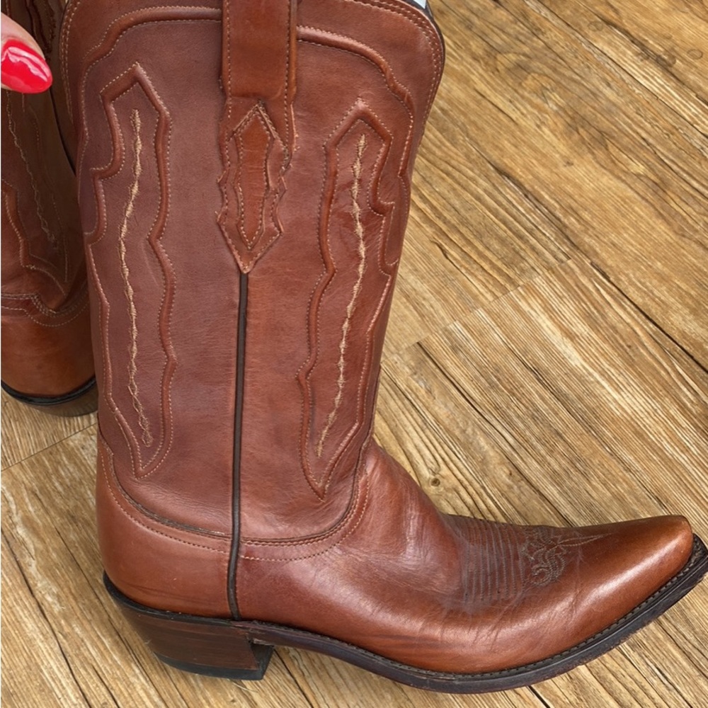 Lucchese cow girl boots. Size 10